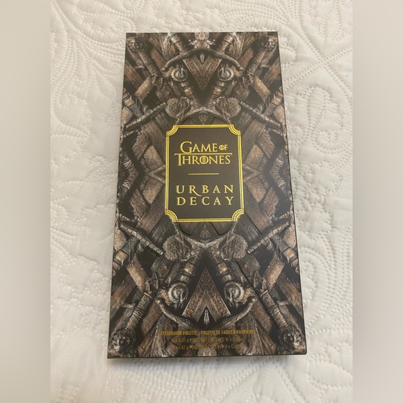 Urban Decay Game of Thrones Vault Eyeshadow Palette - Picture 4 of 6